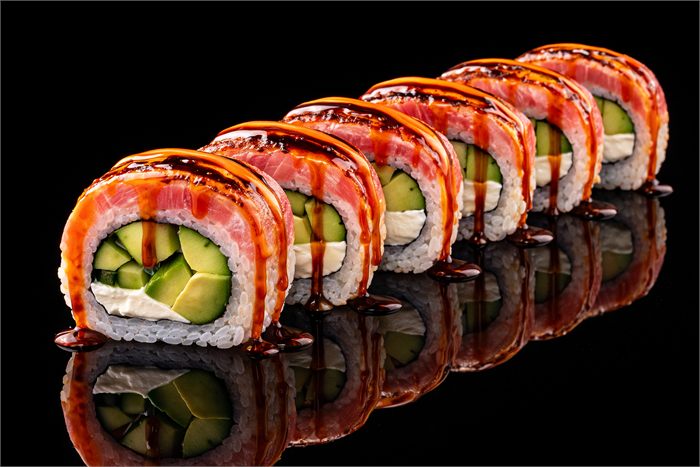 Hot Thon Roll